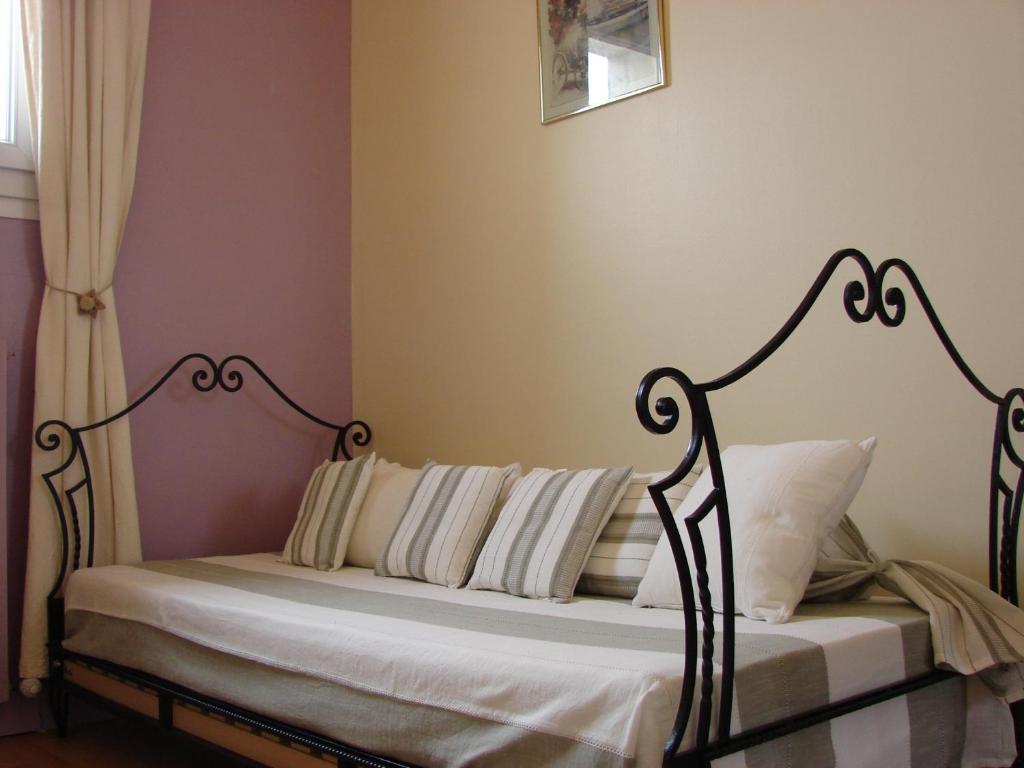 Hôtel Le Siècle Mazan Quarto foto